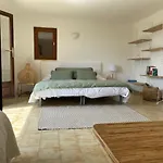 Maison De Lou Вилла *