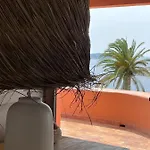 Maison De Lou Портисьо